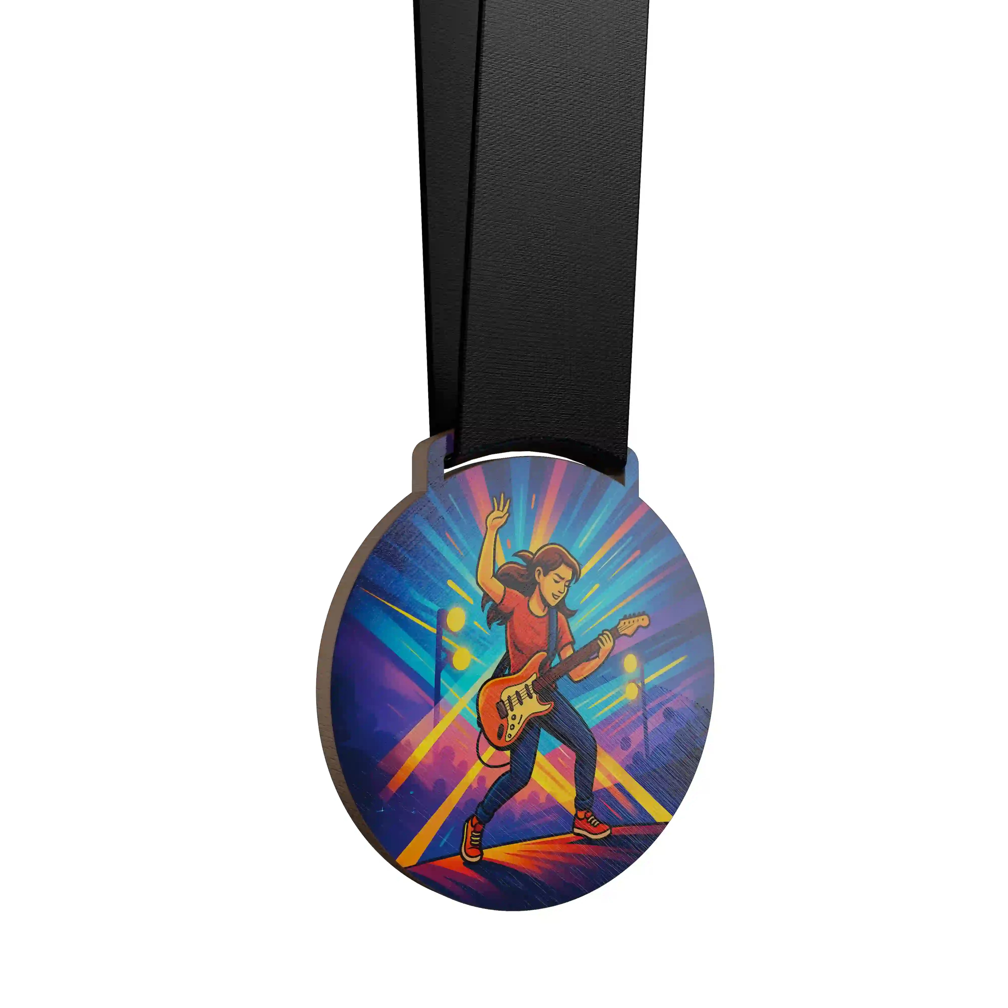 médaille en bois d'une femme jouant de la guitare