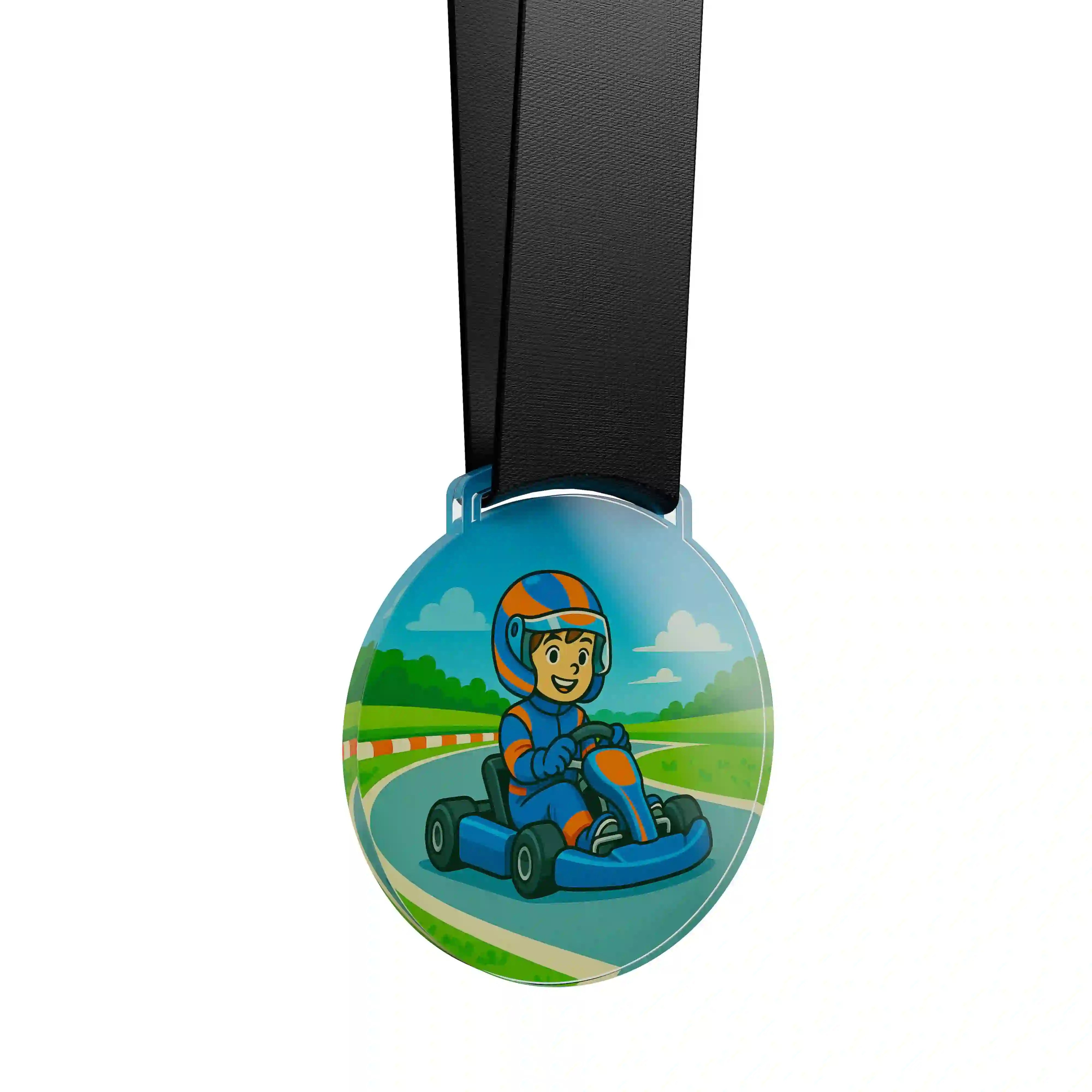 médaille acrylique d'un jeune garçon faisant du karting 